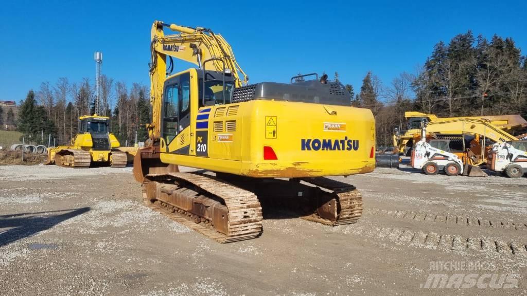 Komatsu PC 210 LC-11 履带挖掘机