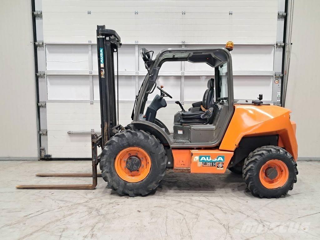 Ausa C251 HX4 越野叉车|叉装车