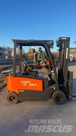 Doosan B20X-7 电动叉车