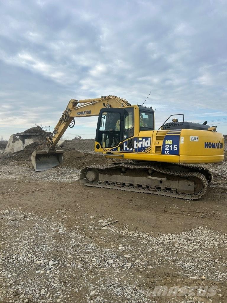 Komatsu HB 215 LC-1 底盘和悬架