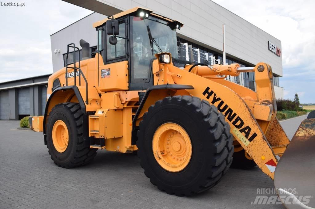 Hyundai HL 965 轮式装载机