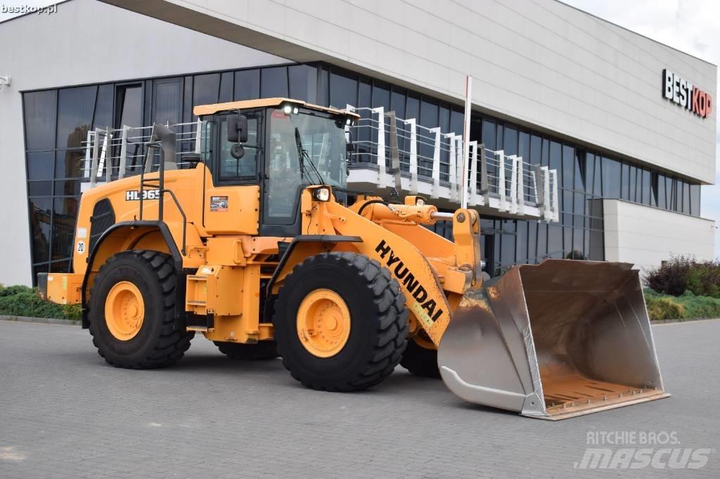 Hyundai HL 965 轮式装载机