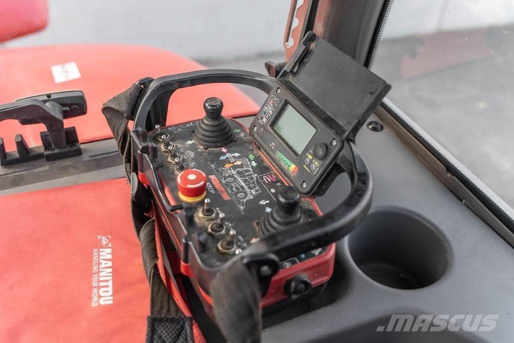 Manitou MRT 2550 伸缩臂叉装车|叉装车
