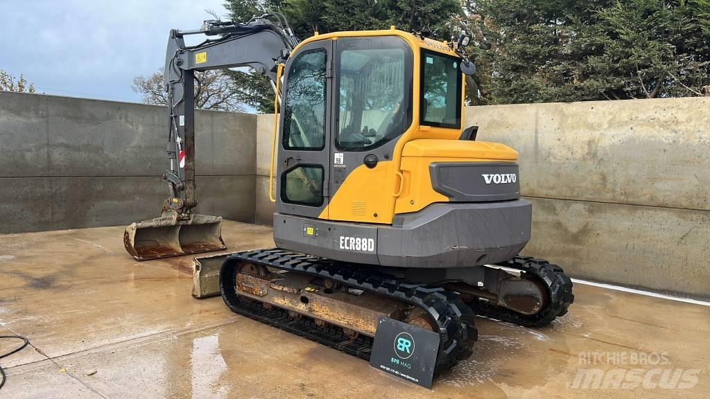 Volvo ECR 88 D 中型挖掘机