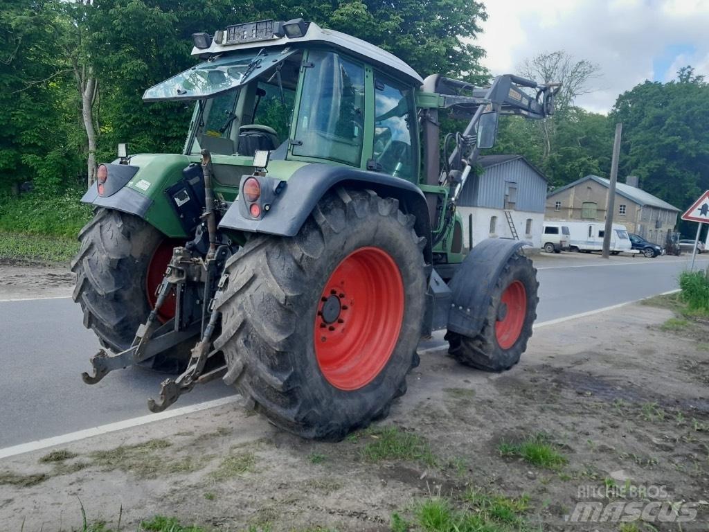 Fendt 712 Vario 拖拉机/农用车
