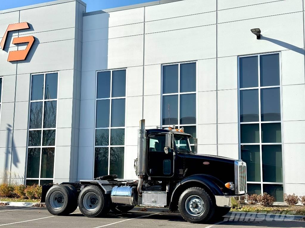 Peterbilt 367 牵引车