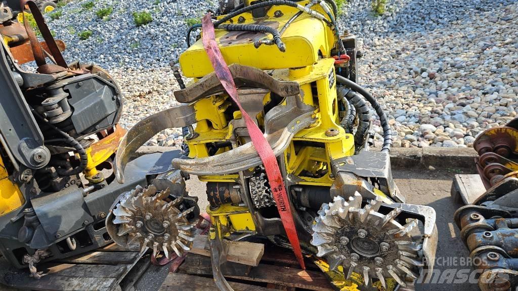 John Deere 1070 D 收割机