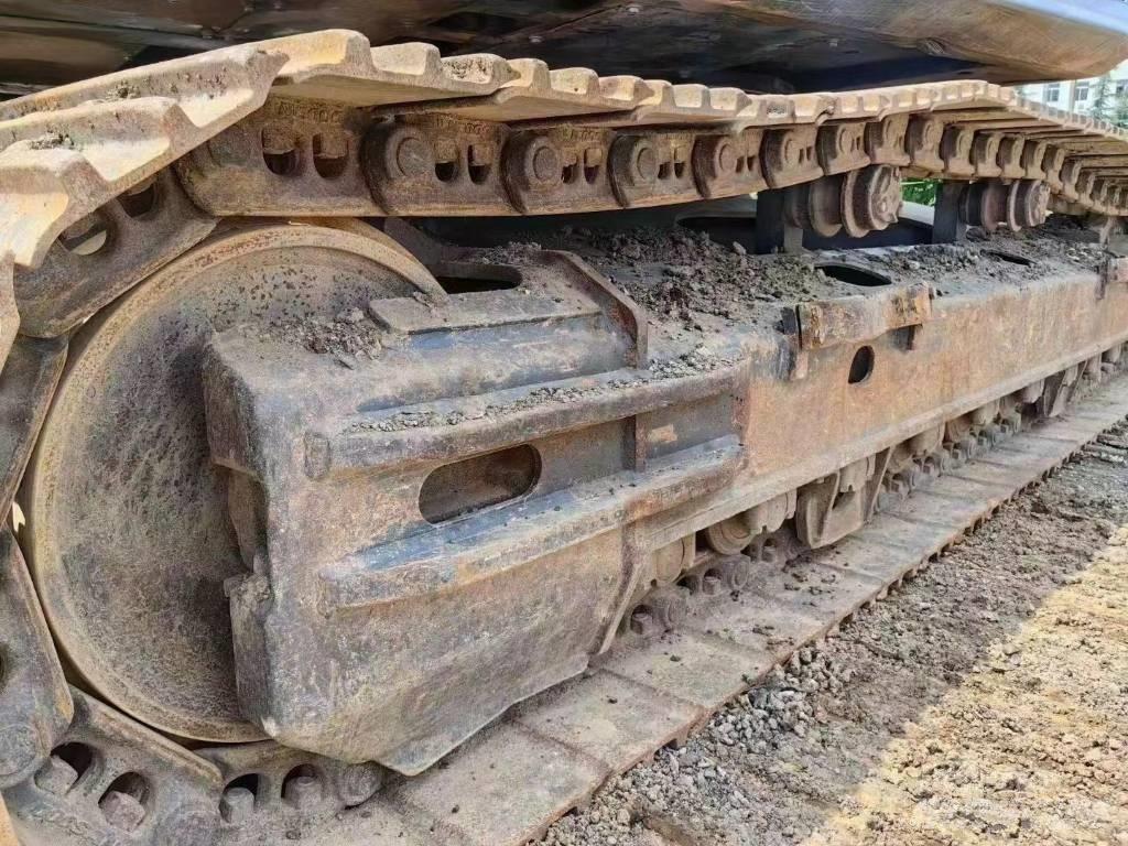 Doosan DX 300 履带挖掘机