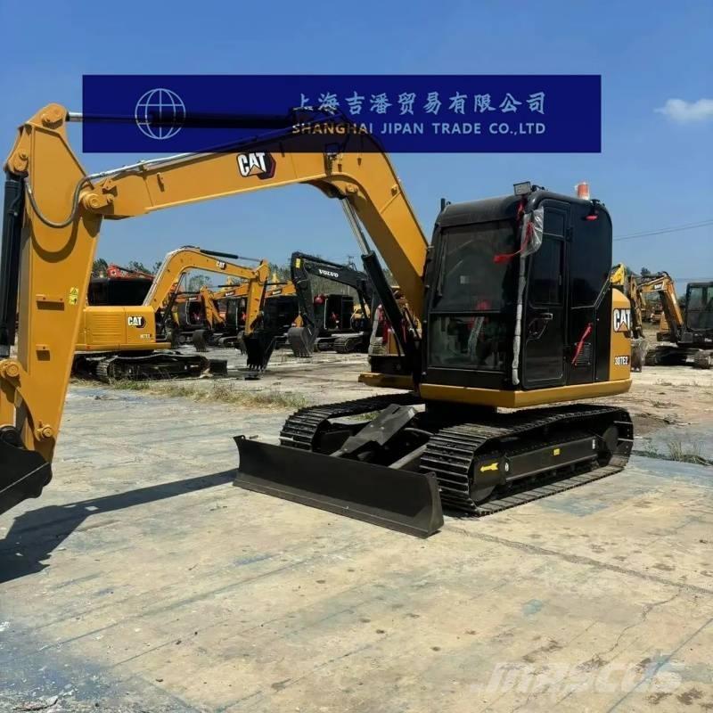 CAT 307E2 小型挖掘机