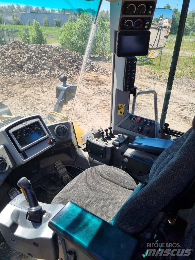 CAT 966 M 轮式装载机