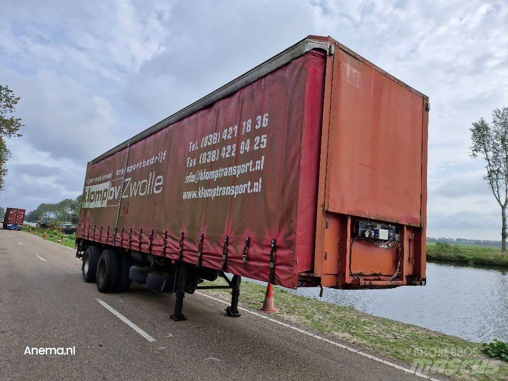 Pacton THD 232 侧帘半挂车