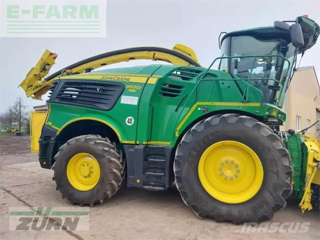 John Deere 9500 自走式青贮饲料收割机