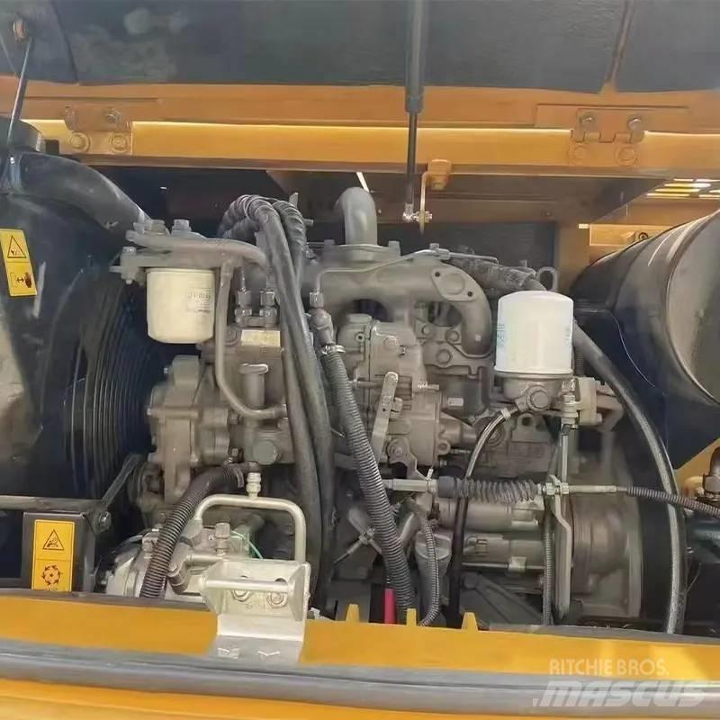 Sany SY95C 履带挖掘机