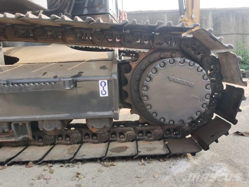Volvo EC 250 D L 履带挖掘机