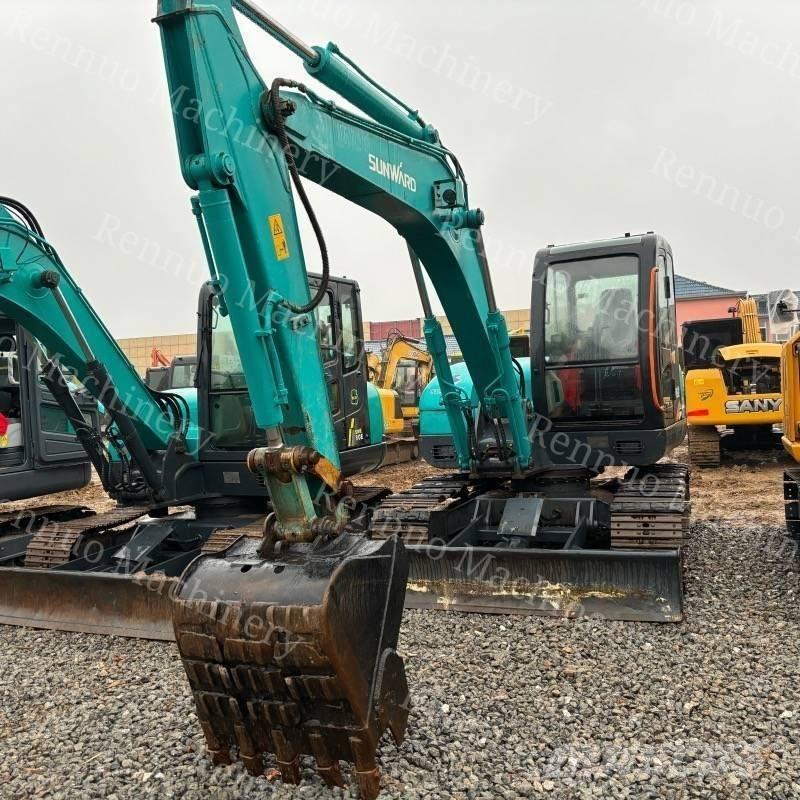 Sunward SWE80 小型挖掘机