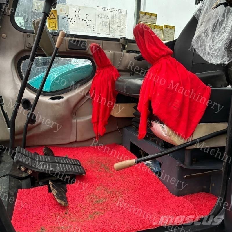 Sunward SWE80 小型挖掘机