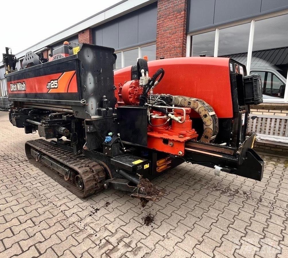 Ditch Witch JT 25 水平定向钻井设备