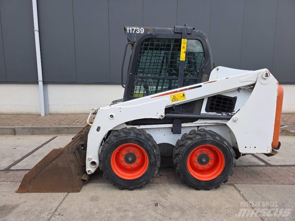 Bobcat S 450 滑移装载机