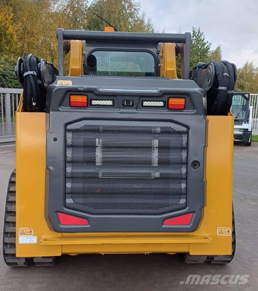 XCMG XC7-TV12 履带式装载机