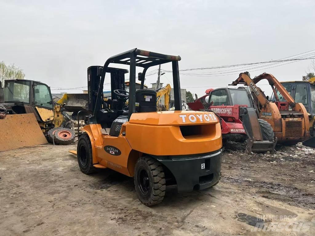 Toyota 5 ton 柴油叉车