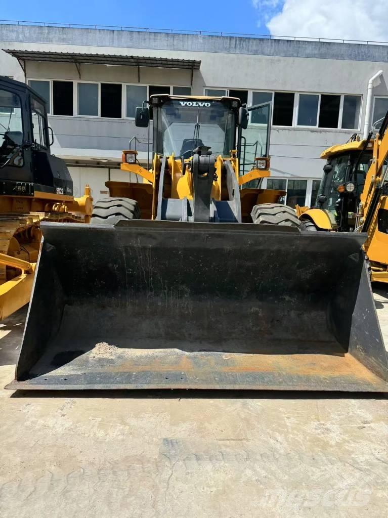 Volvo L 105 轮式装载机