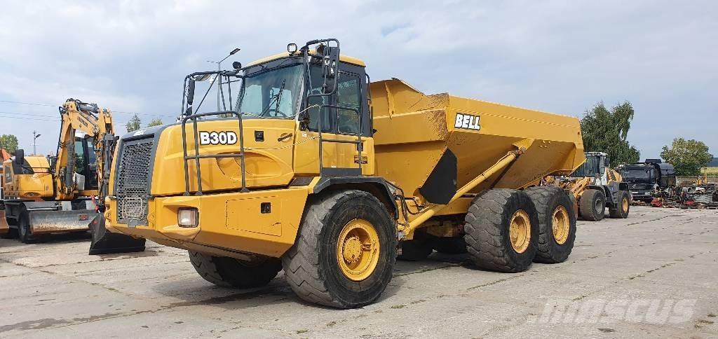 Bell B 30 D 铰接式自卸车
