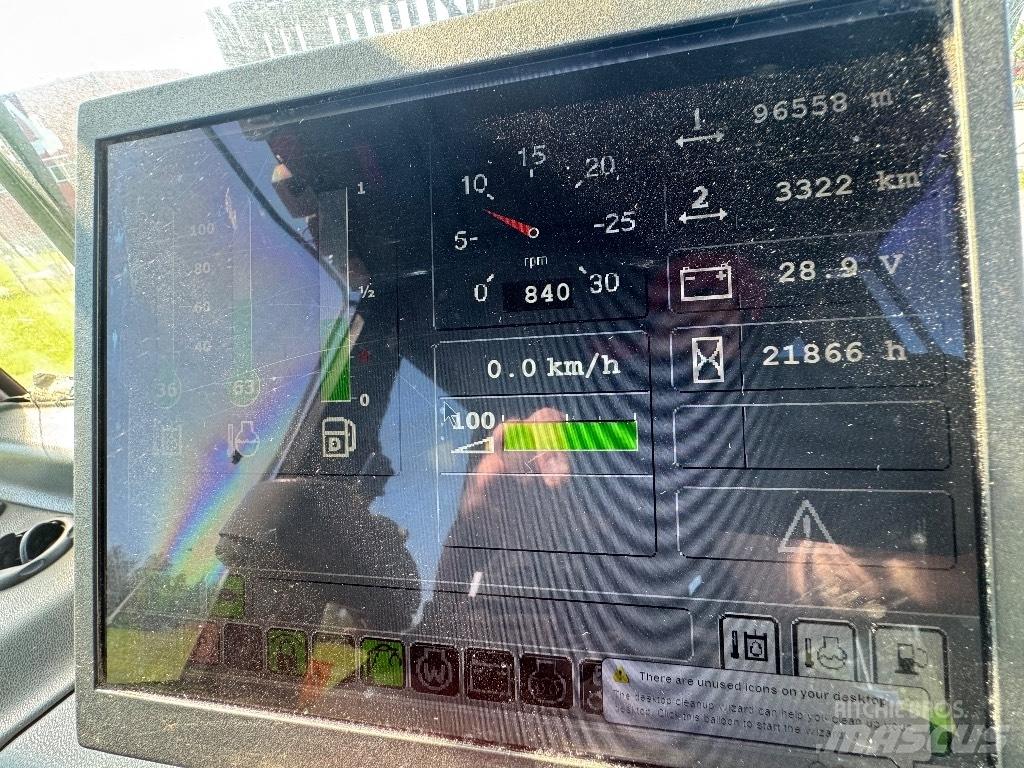 Komatsu 840 TX 集运机