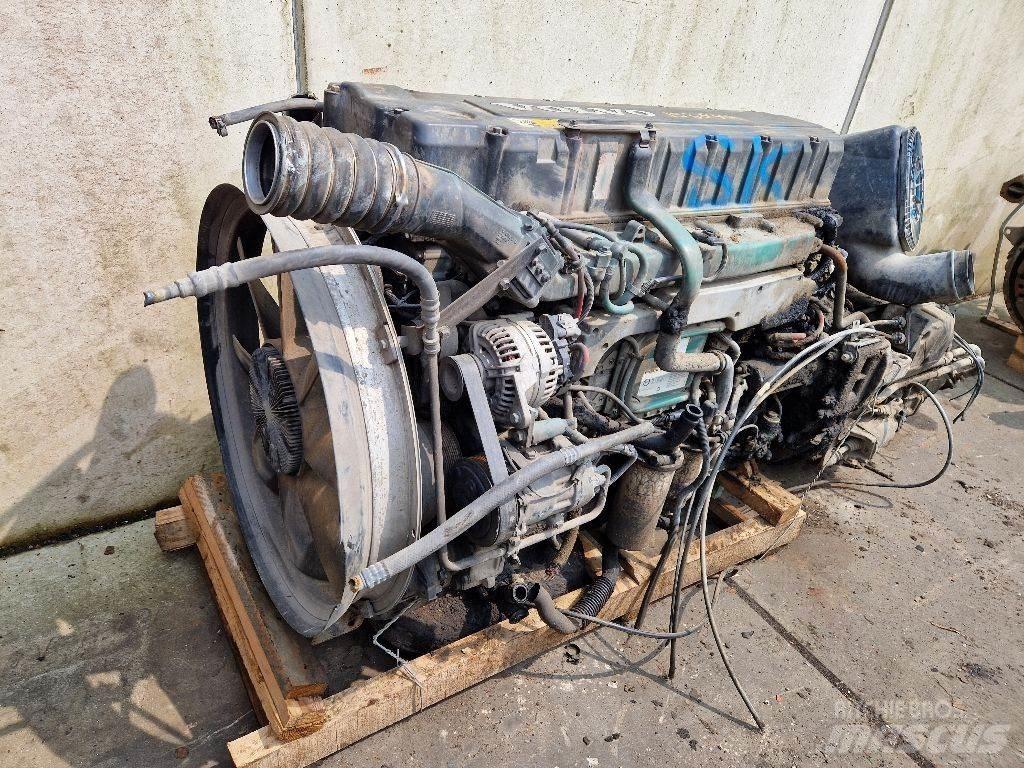 Volvo D12D380 发动机
