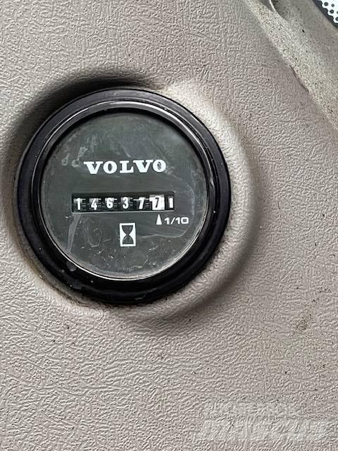 Volvo EC 350DL 履带挖掘机