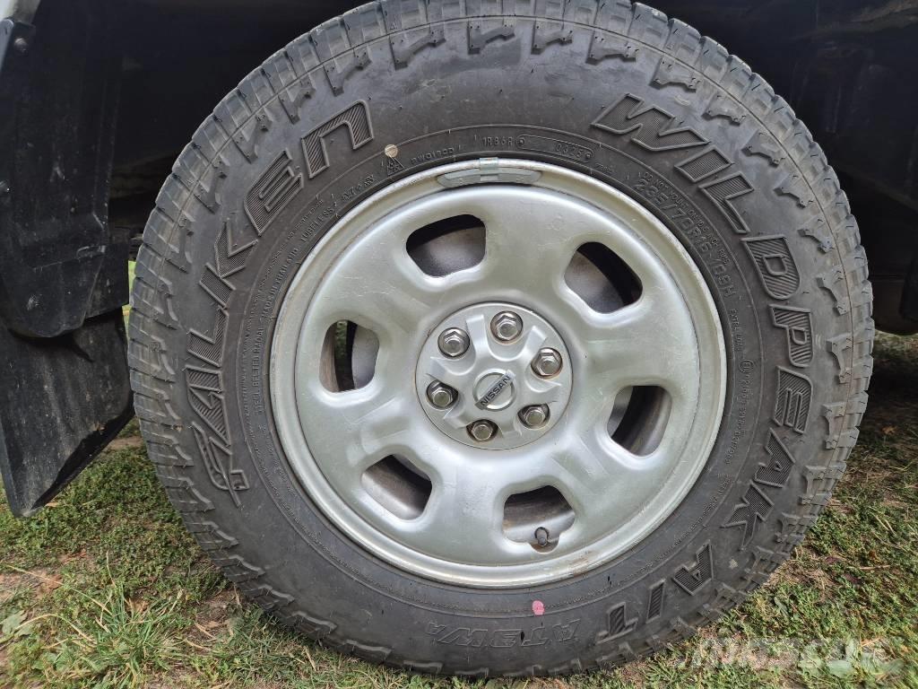 Nissan Navara 皮卡车