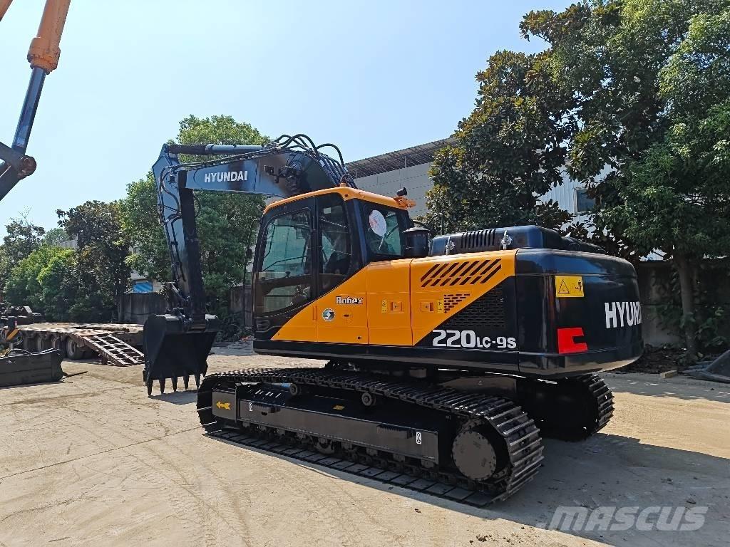 Hyundai R220LC-9S 履带挖掘机