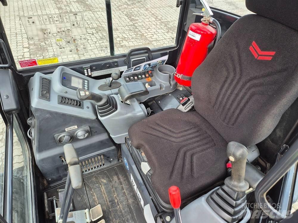 Yanmar Vio 33 小型挖掘机