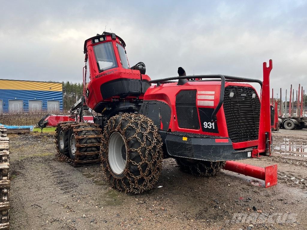 Komatsu 931 收割机