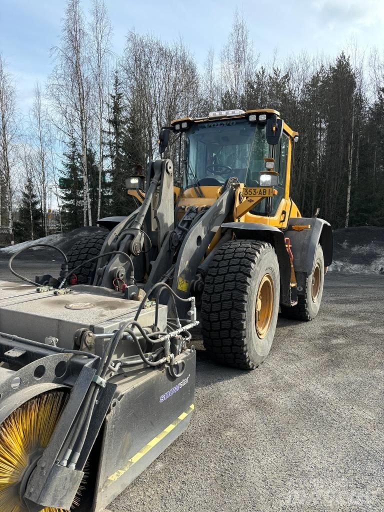 Volvo L 90 H 轮式装载机