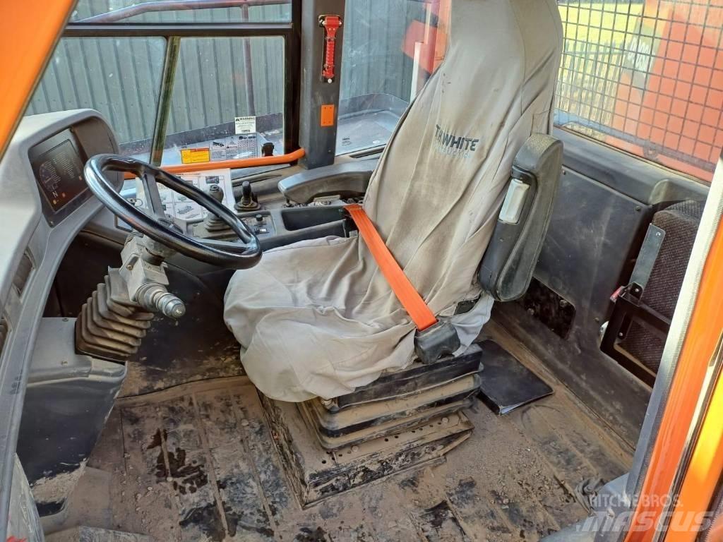 Doosan DA 30 铰接式自卸车