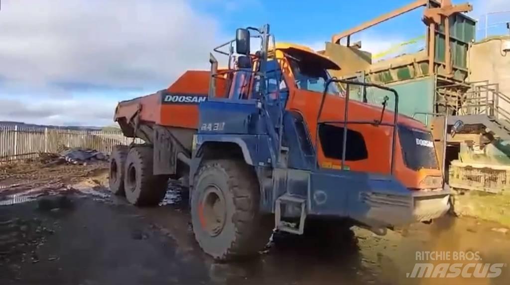 Doosan DA 30 铰接式自卸车