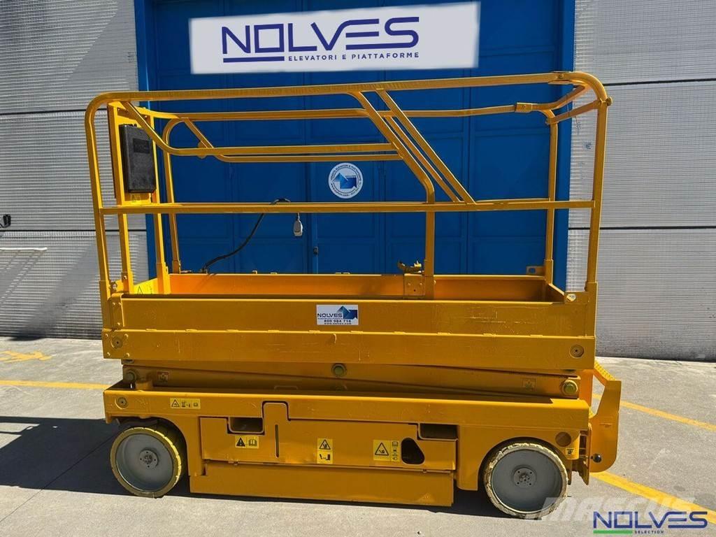 Haulotte COMPACT8 剪叉式升降机