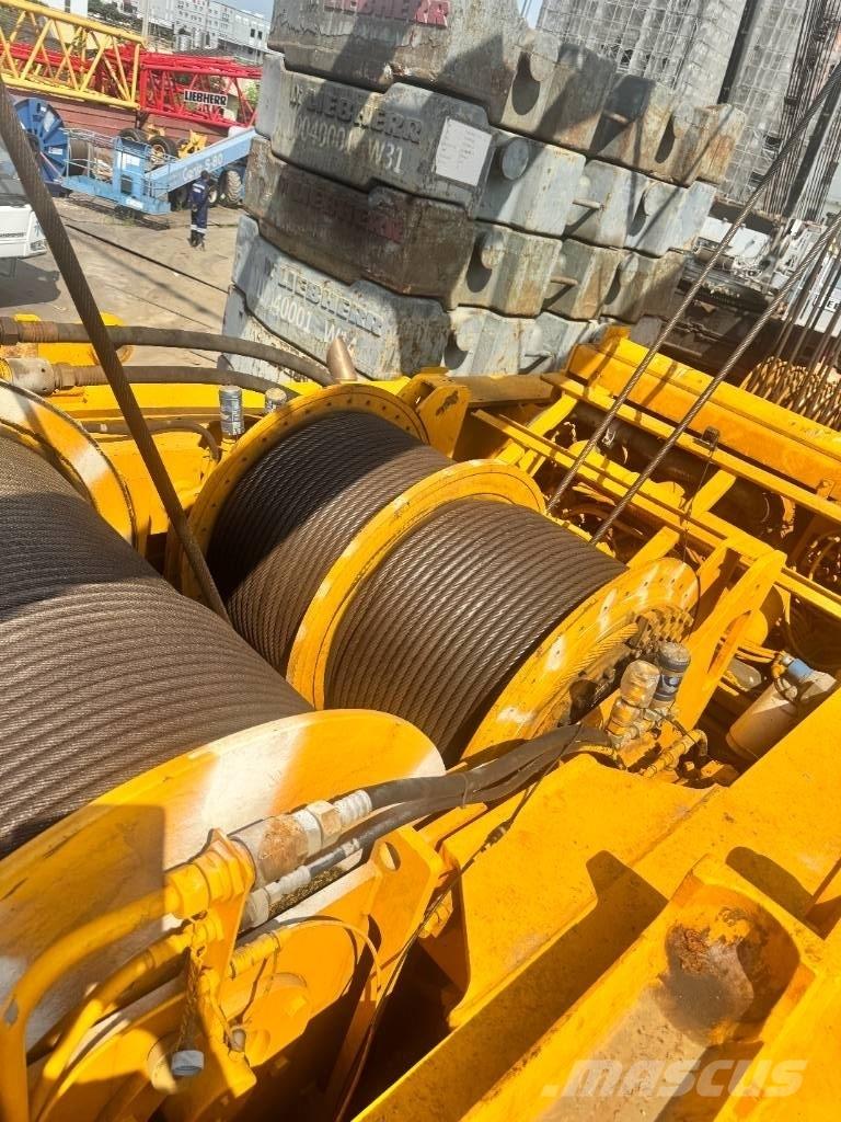 Liebherr LR 1400-2 履带起重机