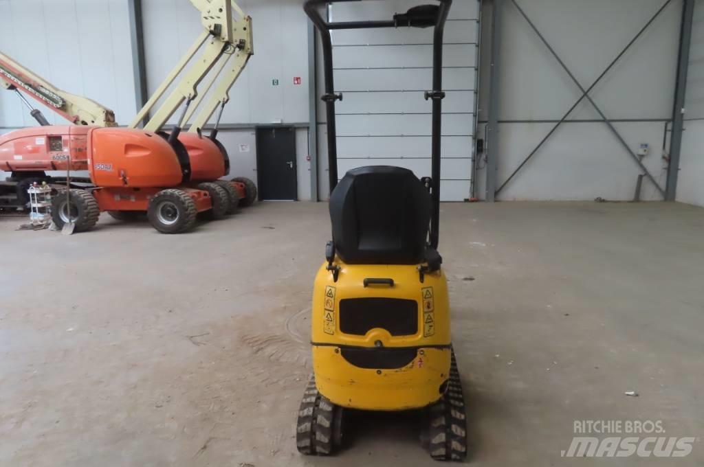 JCB 8008 小型挖掘机