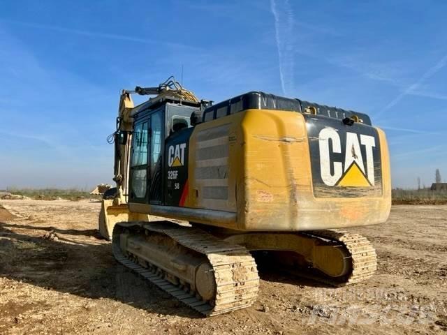 CAT 326 F L 履带挖掘机