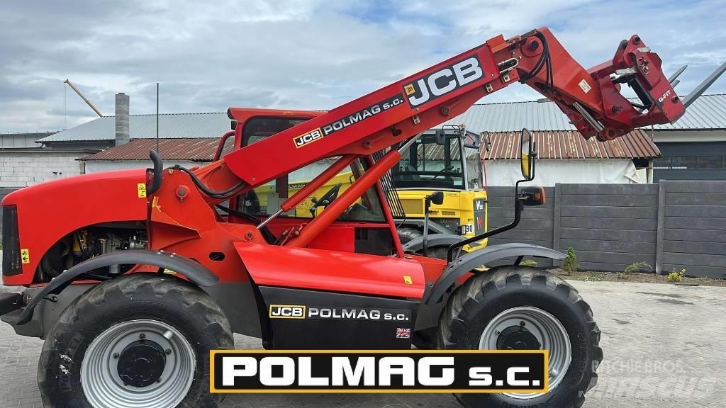 JCB 528-70 伸缩臂叉装车|叉装车