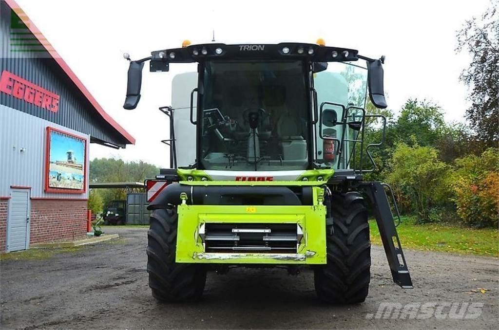 CLAAS trion 730 联合收割机