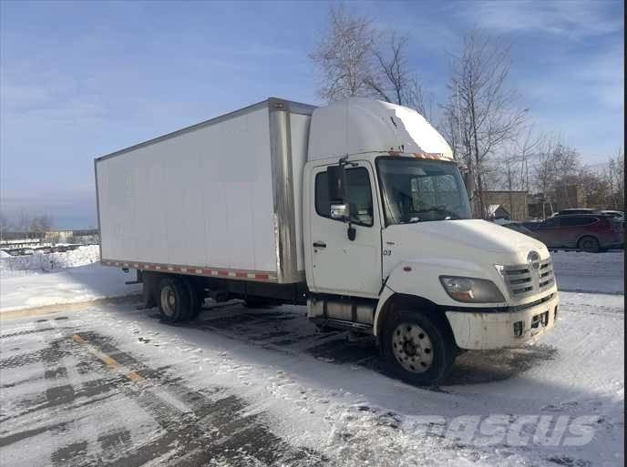 Hino 185 厢式货车