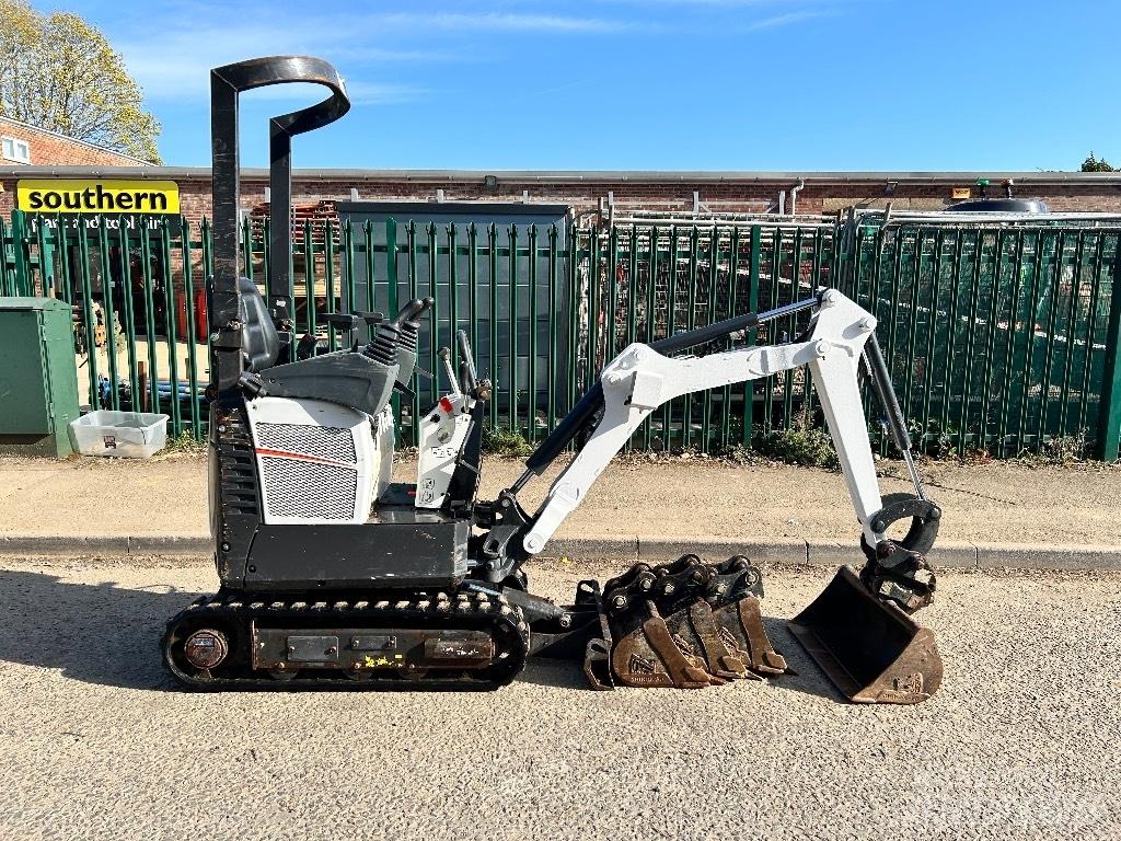 Bobcat E 10 小型挖掘机