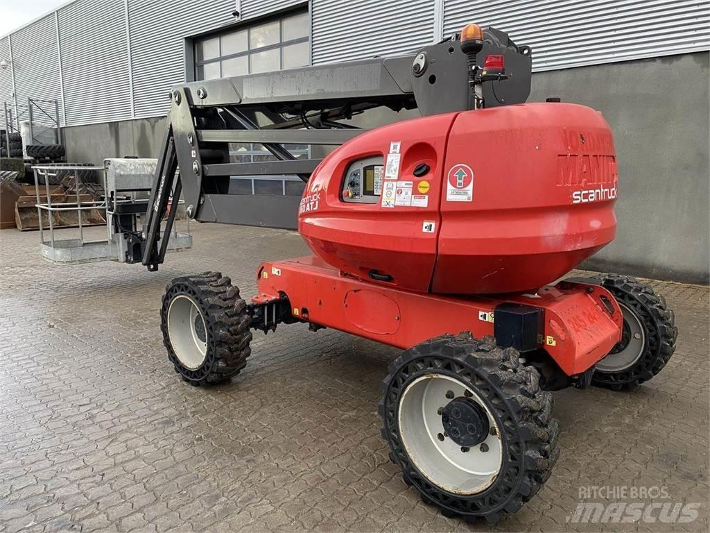Manitou 160ATJ RC 曲臂高空工作平台