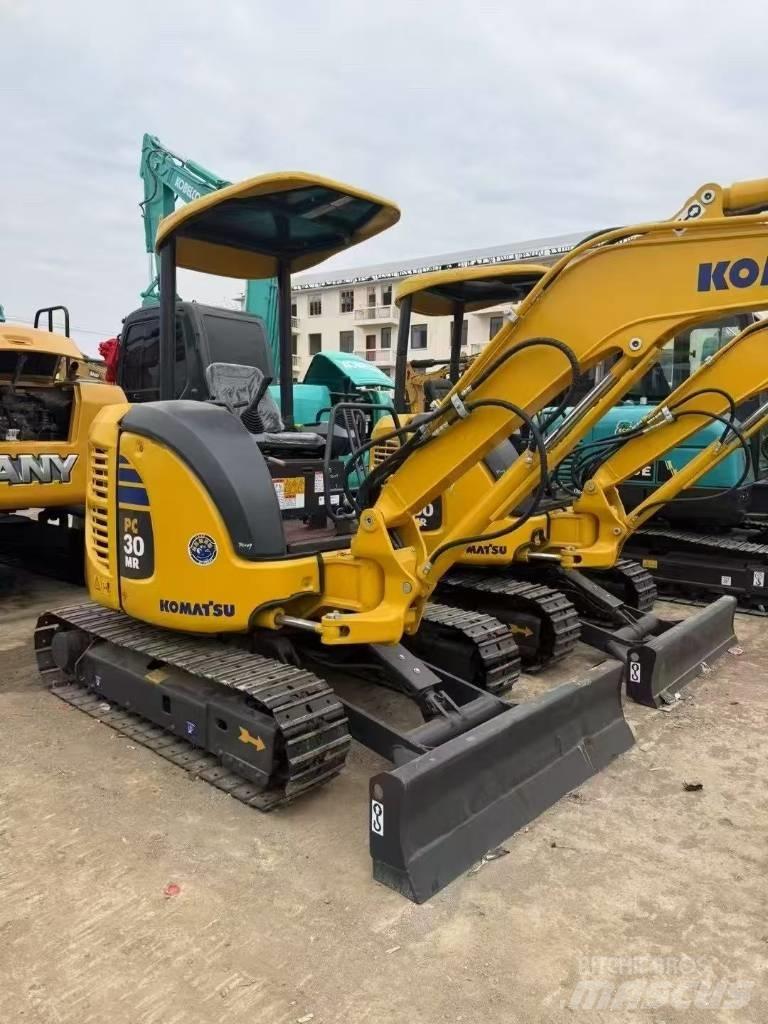 Komatsu 30 履带挖掘机