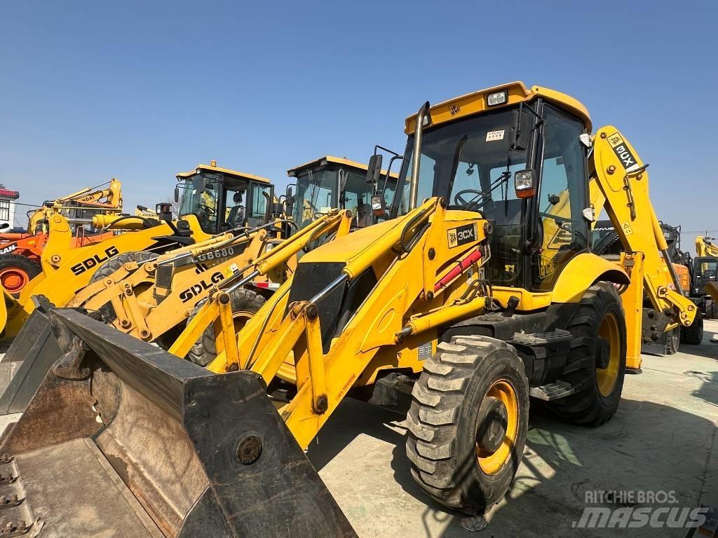 JCB 3 CX 反铲装载机