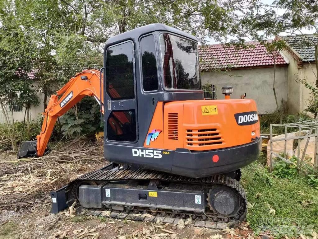 Doosan DH 55 小型挖掘机