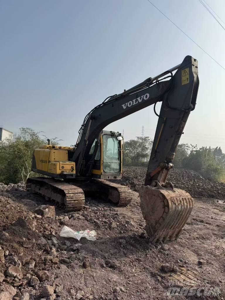Volvo EC140B 履带挖掘机