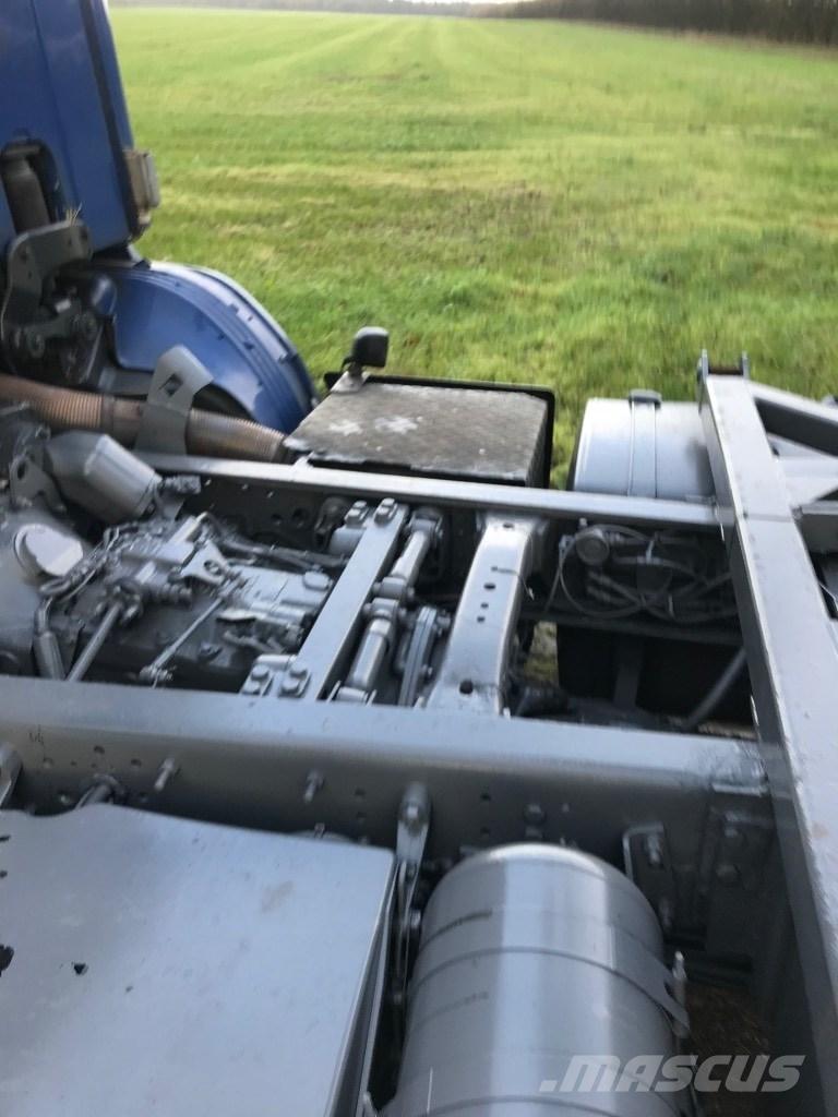 Scania g 124 400 可拆卸式卡车